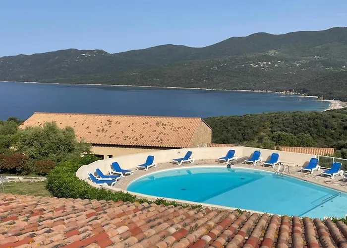 Appartement Rénové Pour 6 Pers équipé Dans Résidence Piscine&mer *