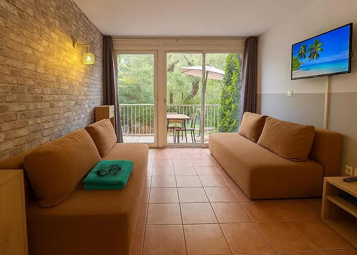 Rénové Pour 6 Pers équipé Dans Résidence Piscine&mer